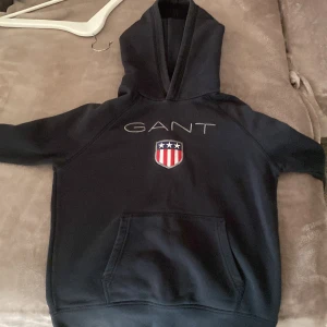 Gant Hoodie - Använd Hoodie. Bra skick. Pris kan diskuteras 