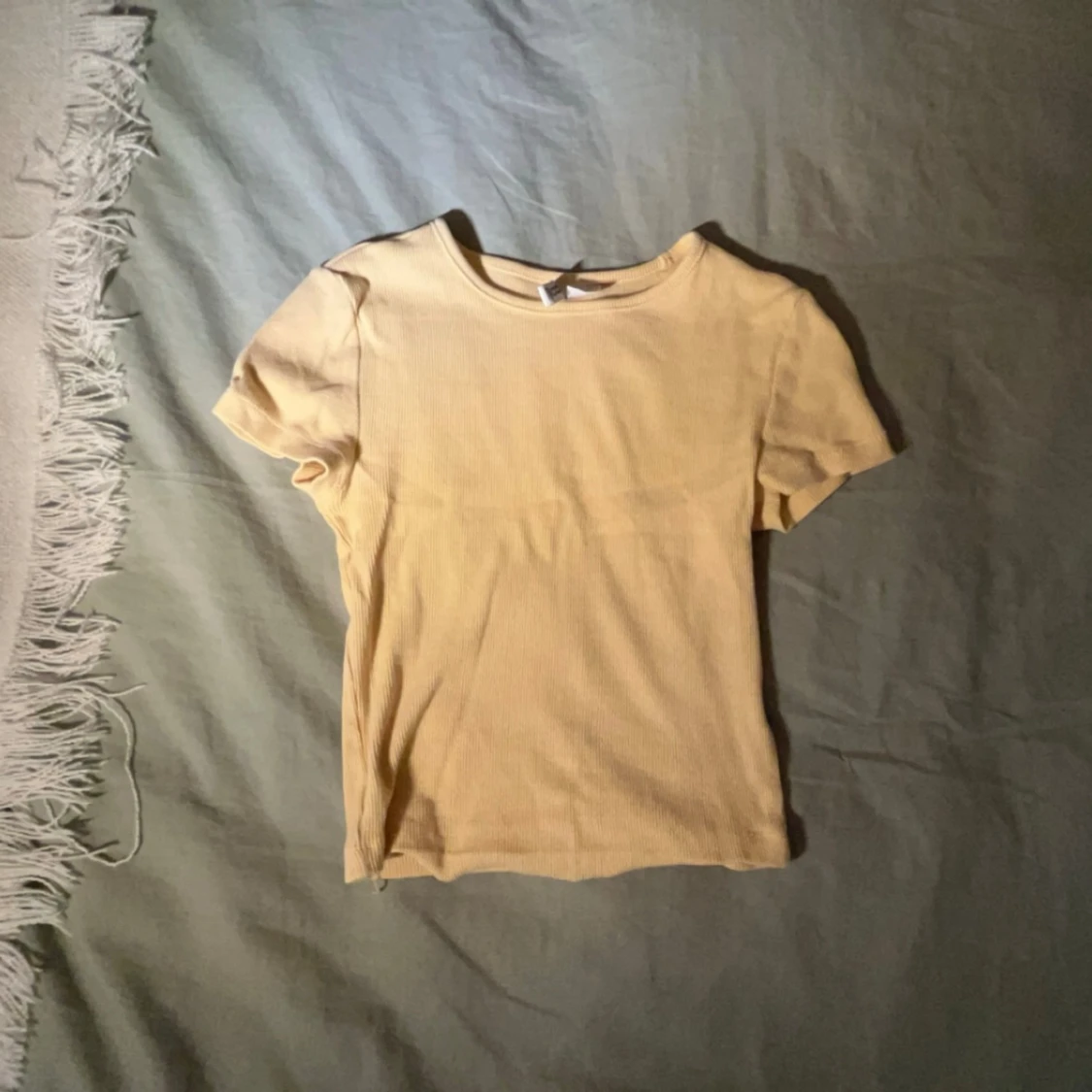 Beige kortärmad topp