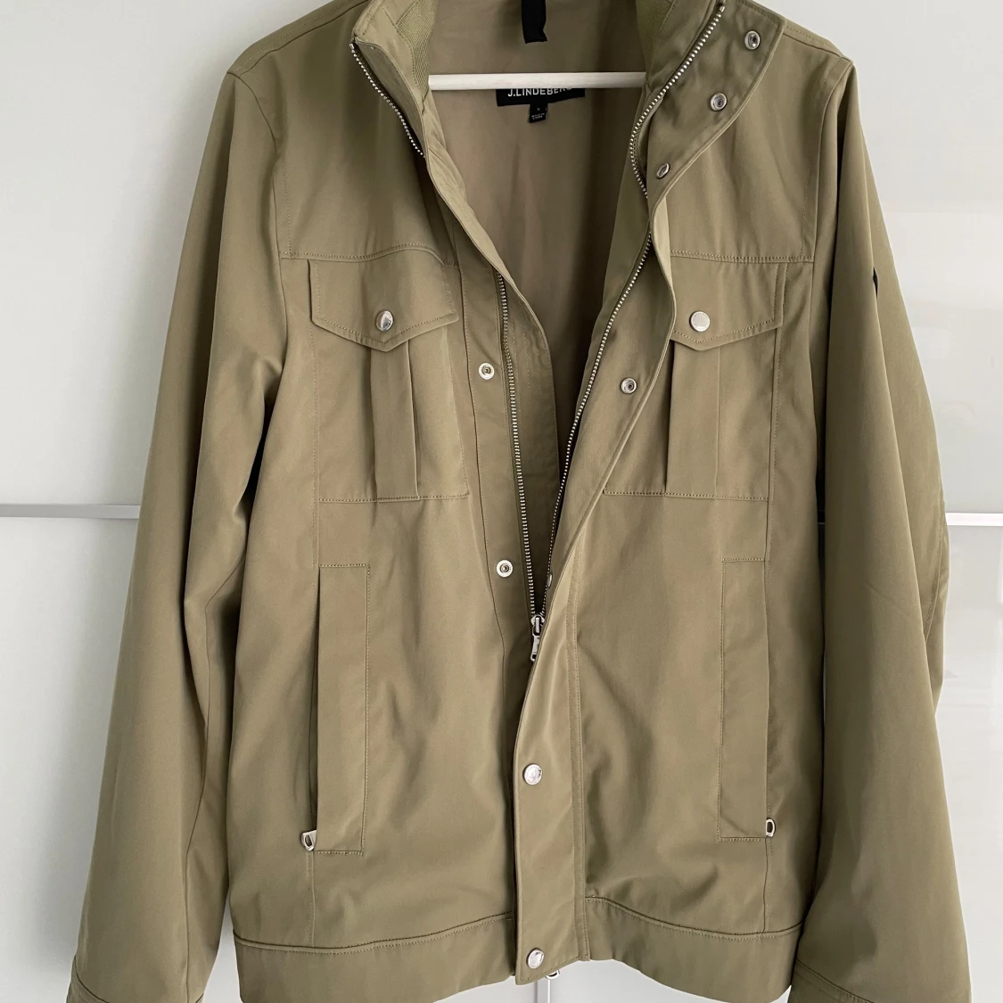 J.lindeberg Baily  - 90