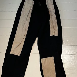 District fortysix - Skatebrallor District fortysix baggy strl x-small