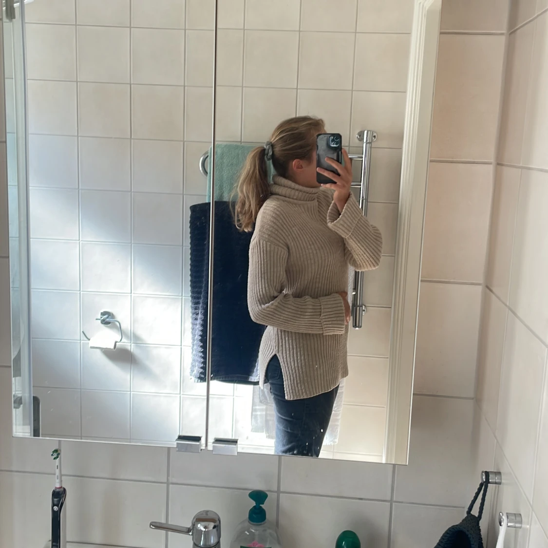 Gosig stickad tröja 