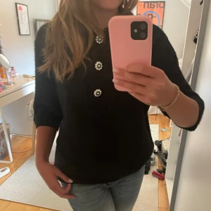 Trekvartsärmad tröja - Jätteskön och fin tröja från hm som inte säljs längre🤍