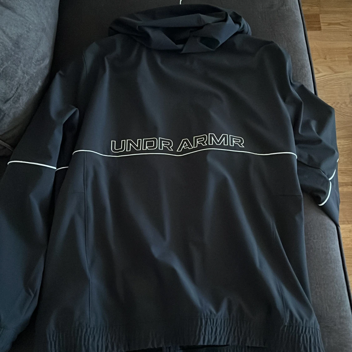 Under armour windbreaker - 91