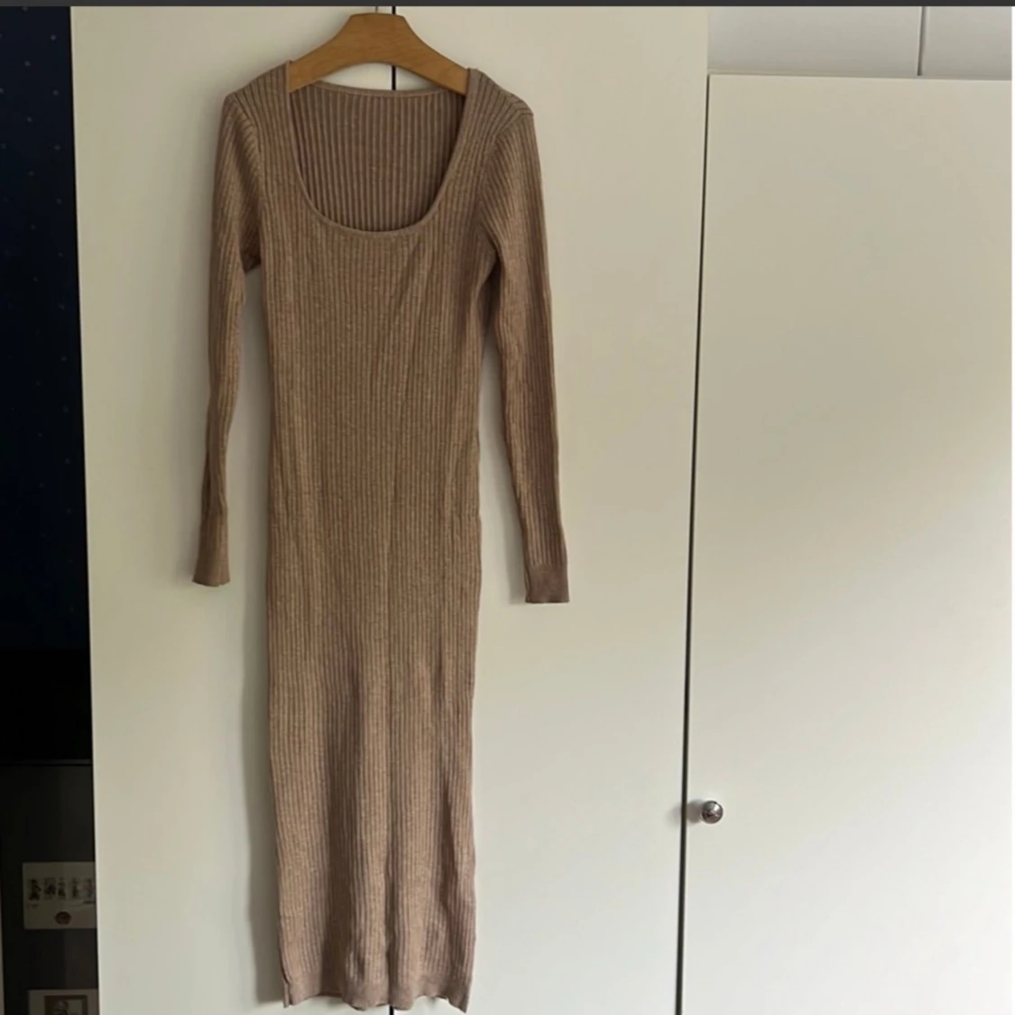 Beige klänning, storlek S