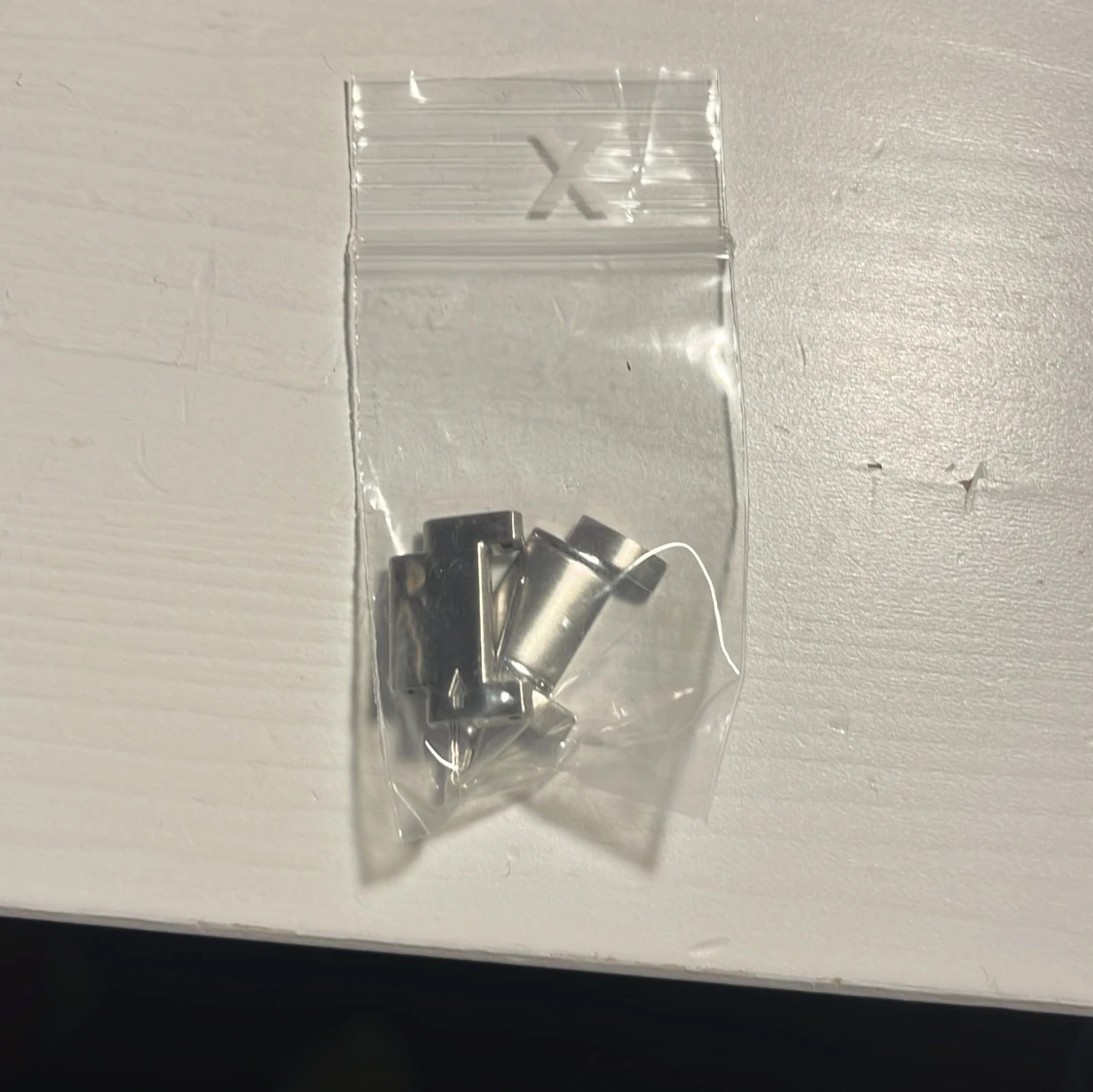 Snygg mörkblå och silver klocka från swatch ny kostar den 2300 jag säljer för 1200 - 91