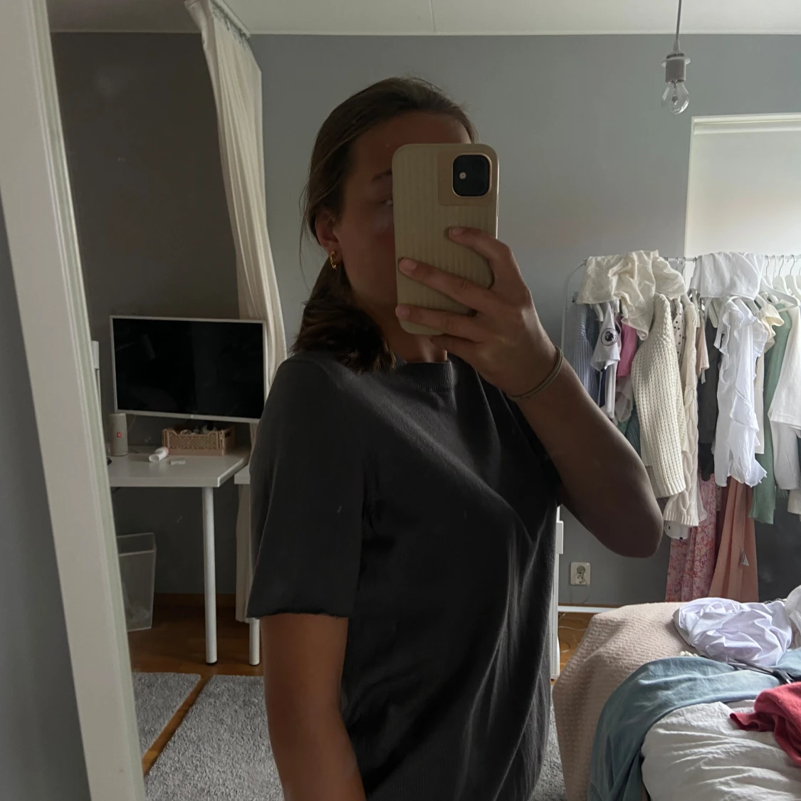 Tunn kortarmad tröja - 91