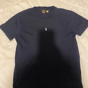 POLO RALPH LAUREN - äkta polo ralph Lauren mörk blå   kan diskutera om du är inte nöjd av prisen