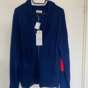 Zadig o volitare zip  - 100% merino ull köpt för 3200 med taggar kvar. Storlek xs passar S alternativ M 