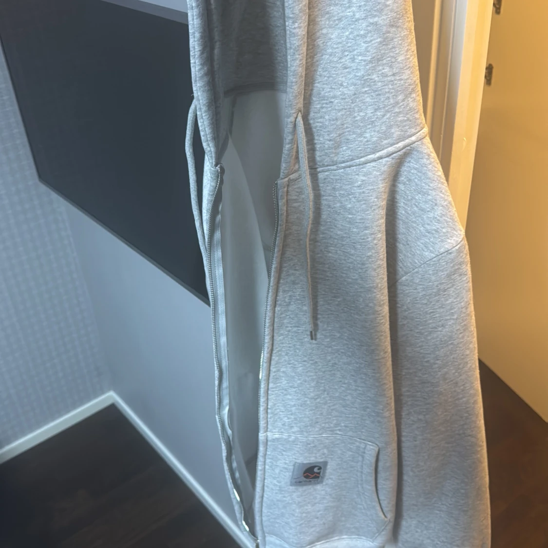 Carhartt hoodie - 91