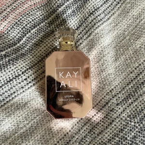 Kayali Vanilla Coco 🥥  - Kayali Vanilla Coco, ca 80% kvar, 50 ml 💓