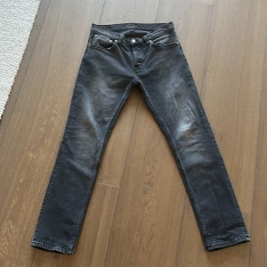 Nudie jeans grim trim grå - Knappt använt, Strolek 32/32  Gråa grip trim