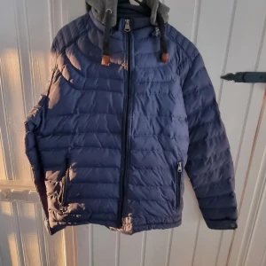 Vinterjacka - Fin lättviktsjacka i mycket fint skick 