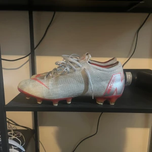 Vapor 12 - Nike mercurial vapor 12, jätte fint skicka och väldigt sällsynta