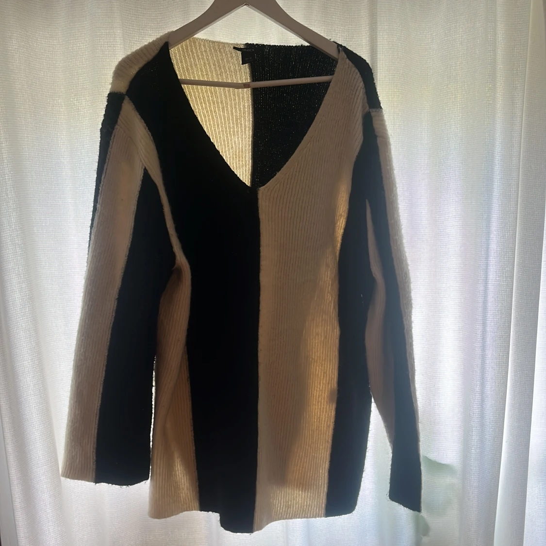 Stickad randig klänning  - 91