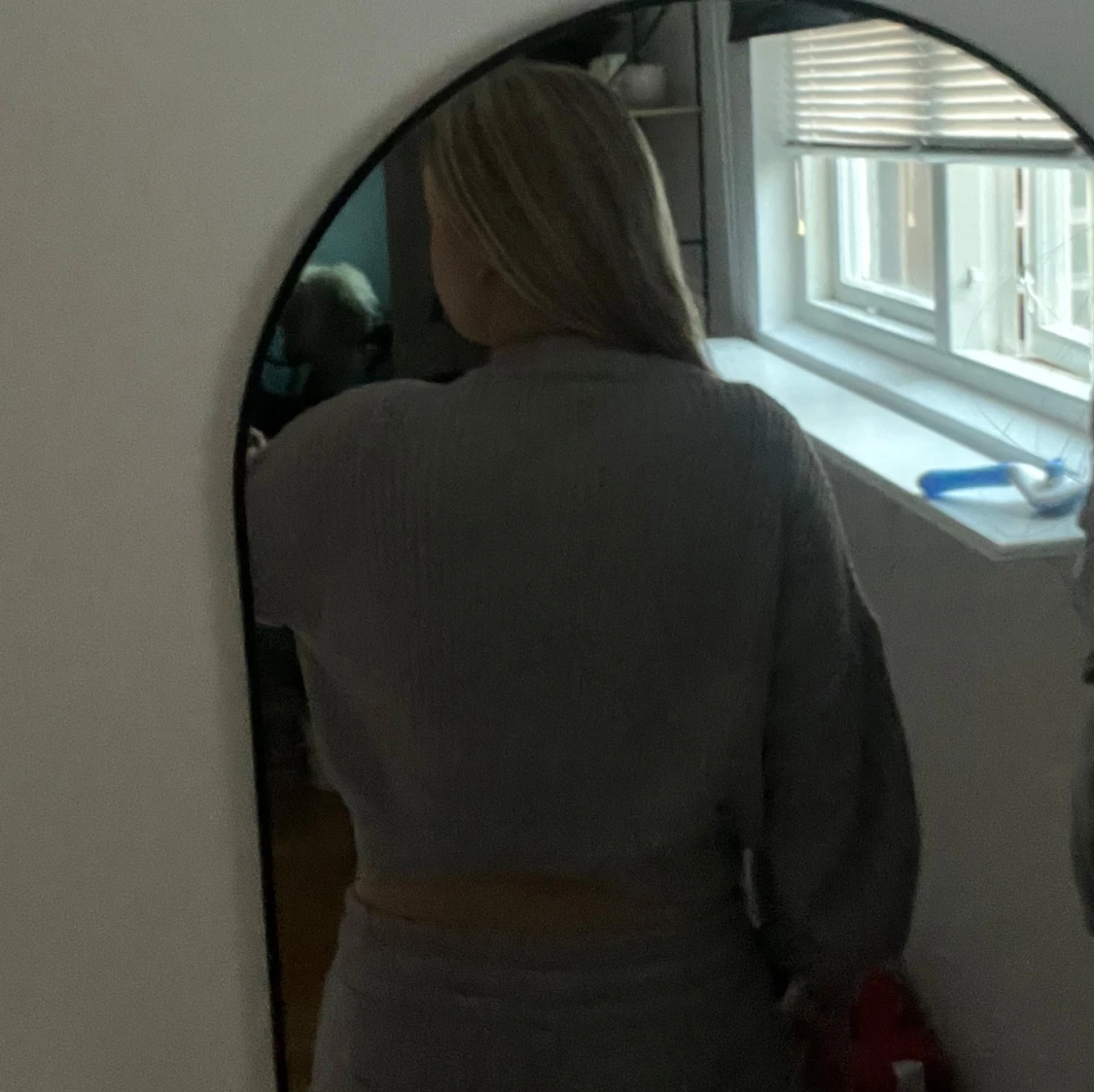 Hårdstickad grå tröja  - 92