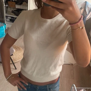 Kashmir T-shirt  - Bra skick använd få gånger 