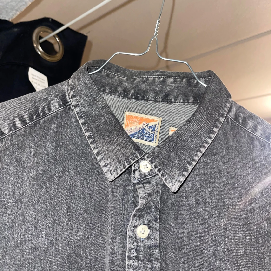 Grå Skjorta - 92