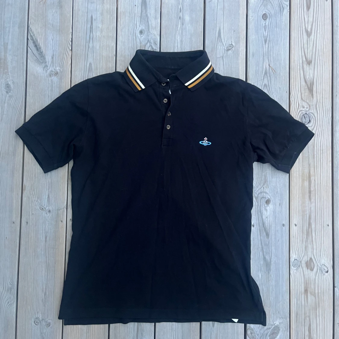 Svart pikétröja från Vivienne Westwood