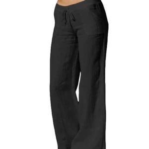 Svarta linnebyxor - Super söta svarta linnebyxor! 🩶🩶Skriv angående funderingar.