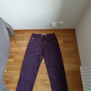 Polar 93 Jeans  - 32/32, Nyskick, sparsamt använda, Inget heeldrag 