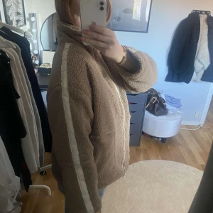 Höst jacka  - Helt ny och oandvänd 💕