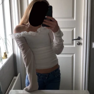 Blus - Jätte fint skick använd få gånger