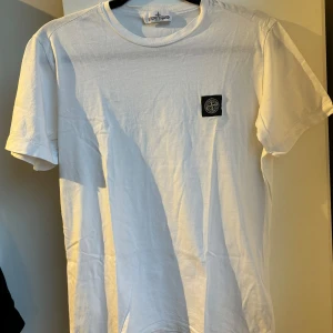 Stone island tshirt  - I strl 170 men som en xs/s 