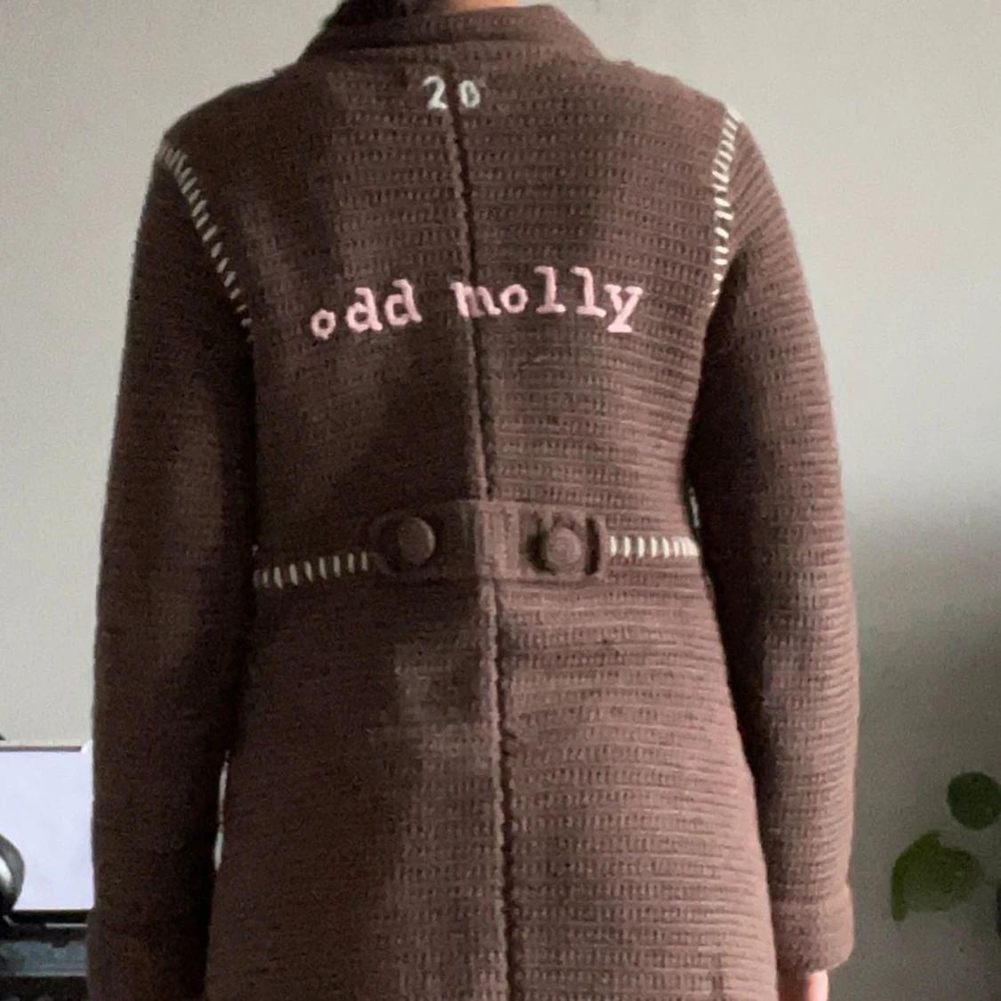 Brun stickad kappa från Odd Molly - 3