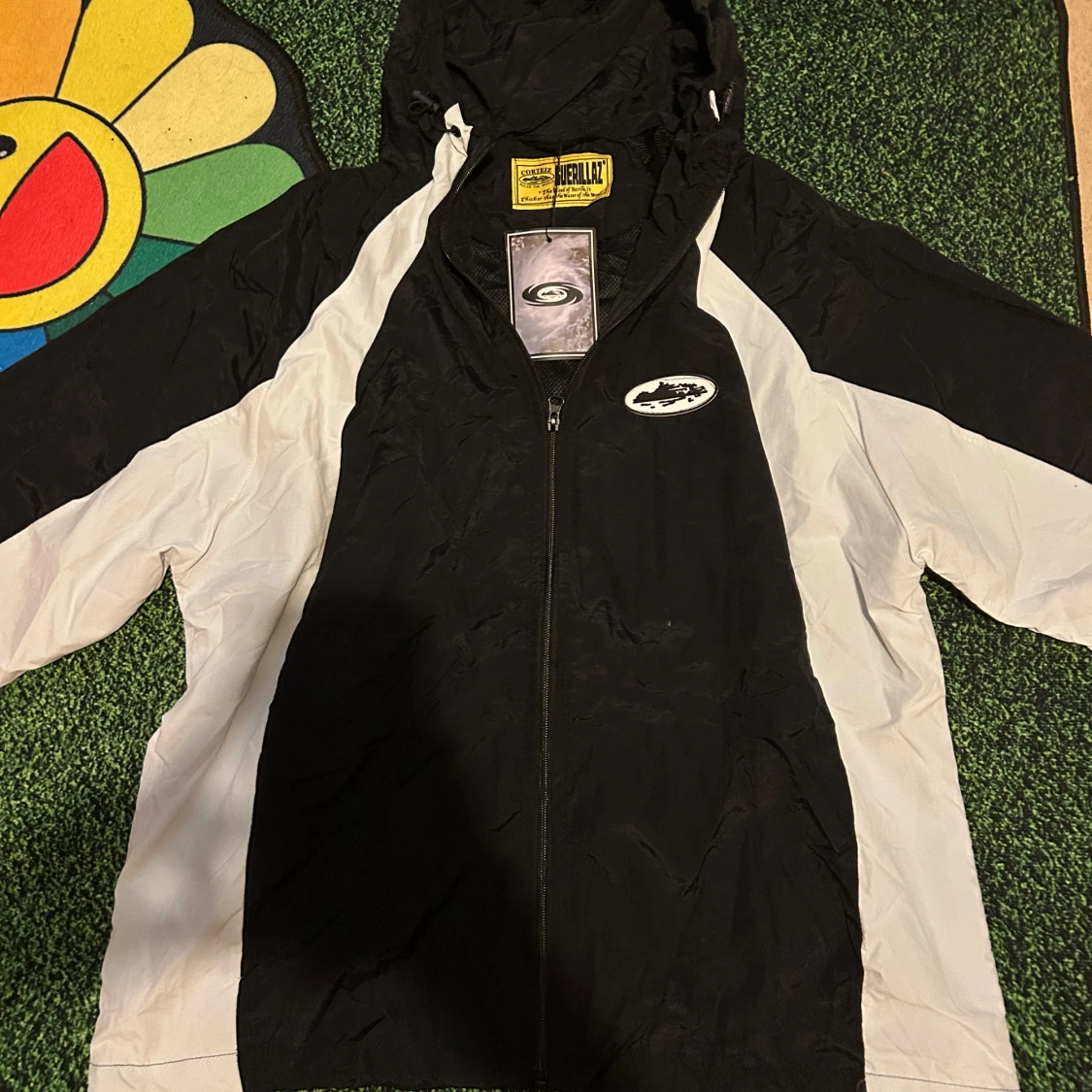 Svart & vit vindjacka  Corteiz