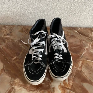 Vans skor  - Jätte fina skor i storlek 40 i bra skick. 