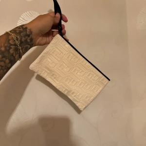 Fendi - Fendi pouche 