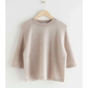 Other stories - Jättefin finstickad tröja från Other Stories. Nypris 790