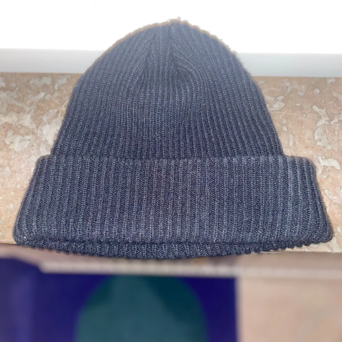 Säljer monclar mössa  - 90