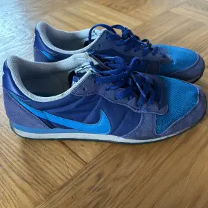 Nike skor Använda Köparen står för frakt