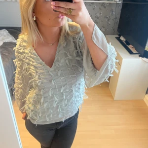 Zara blus - Söt blus från zara💘inga defekter 