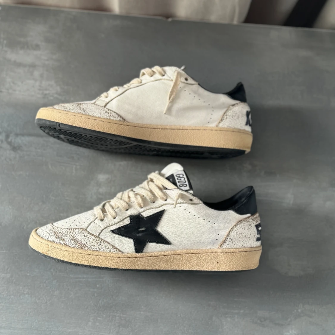 Golden goose - 90