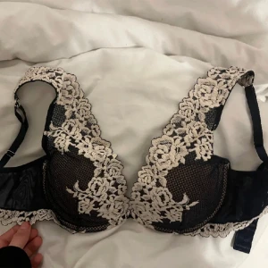 Intimissimi bh - Super fin bh från intimissimi endast testad!💕