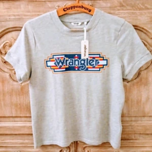 Ny unik Wrangler t-shirt  - Storlek S  Superskönt material  Nytt pris 350