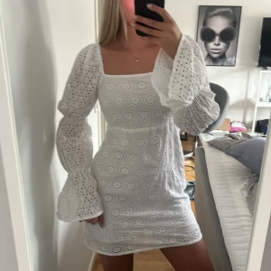 studentklänning  - Helt ny student klänning 36/38 