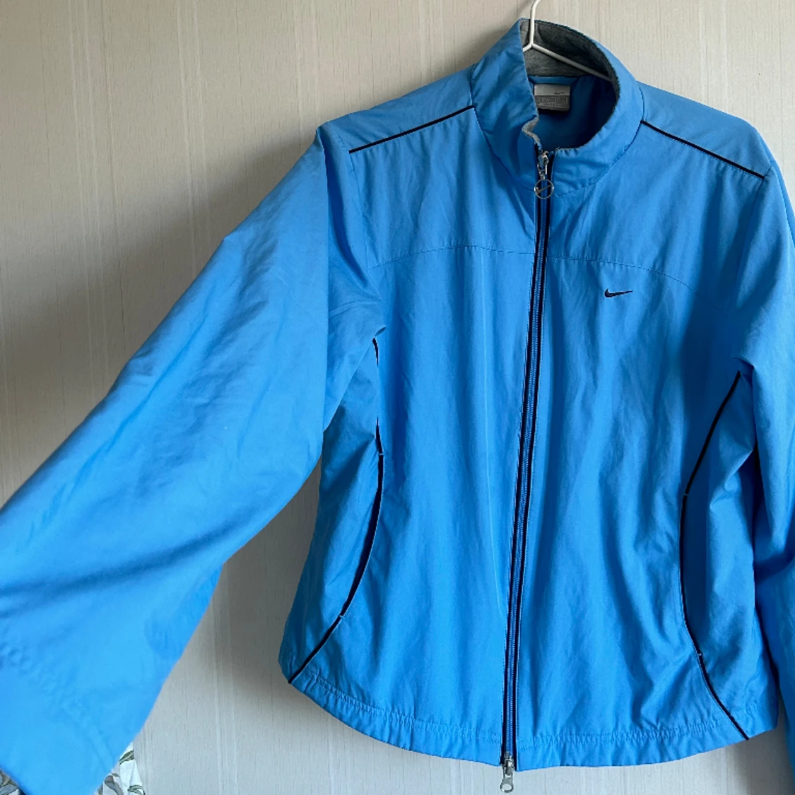 Nike windbreaker
