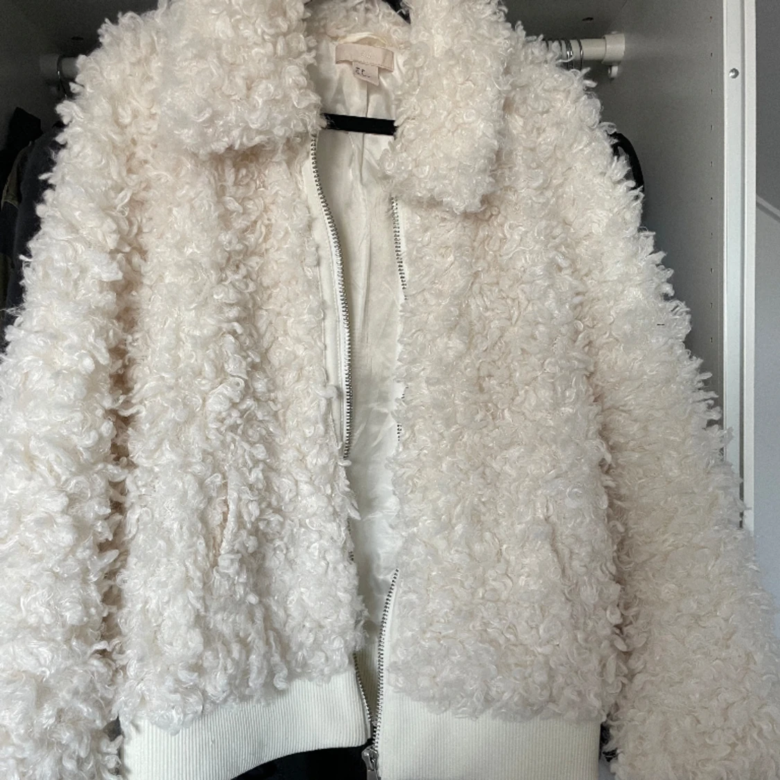 Viral jacka från hm i beige🤍