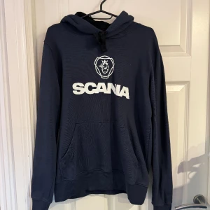 Scania tröja - Använd 1 gång  I väldigt bra skick