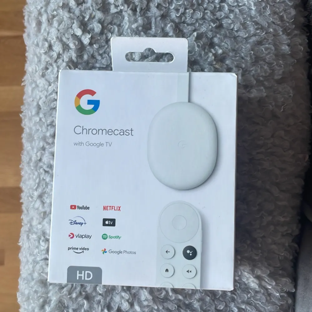 Endast provad. Fungerar som den ska. Säljer pga köpte en TV med inbyggd chromecast. HD. Nypris: 499 kr. Övrigt.