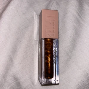 Läppglans från lifter - Aldrig använt, köpte för 139 men kan ta den för 80kr