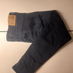 Replay anbass jeans slim fit. St 34/32  Knappt använda  Ny pris 1599kr