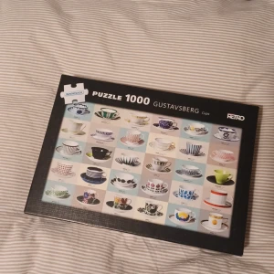 1000 piece puzzle - every piece in the box