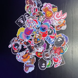 Bape stickers - Säljer bape stickers 5st - 15kr 10st - 25kr 20st - 40kr