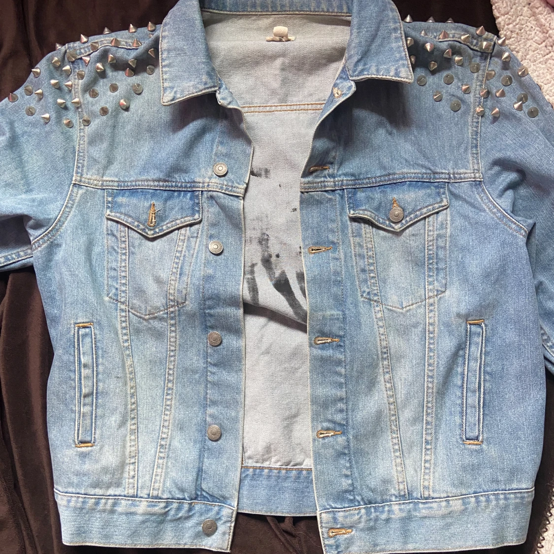 Korn jeansjacka med nitar - 90