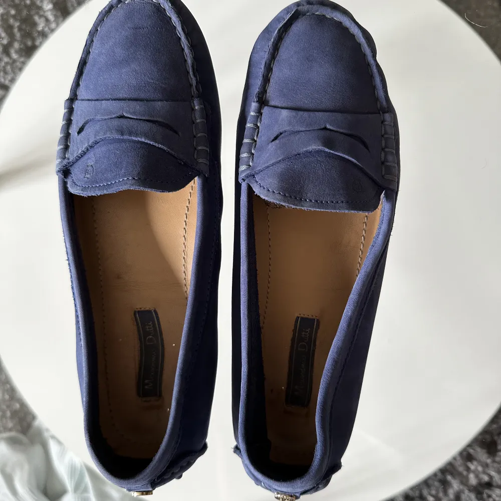 Söötaste loafers från massimo dutti!!💓💓 Så fina till sommaren❤️‍🔥. Skor.