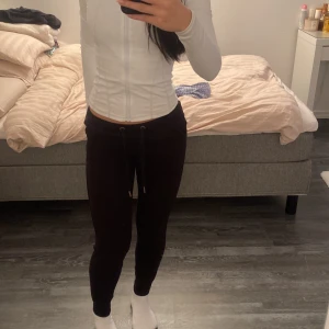 mjukis - Svarta mjukis